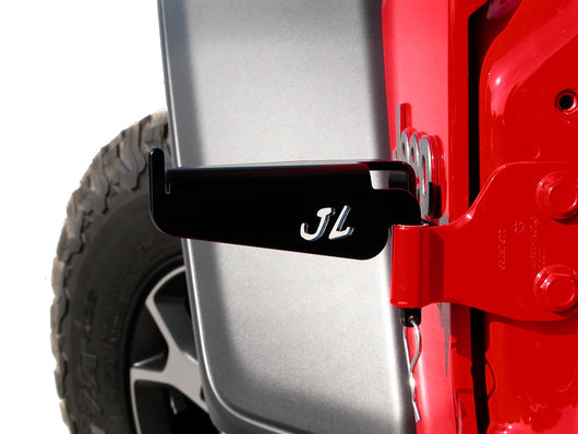 Jeep Wrangler JL foot peg mounted in front driver's side hinge with logo