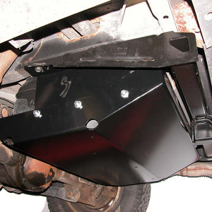 Driver's side view of the gas tank skid plate mounted for the gas tank skid plate for the Jeep Cherokee XJ 1997-2001 and Jeep Grand Cherokee ZJ 1993-1998